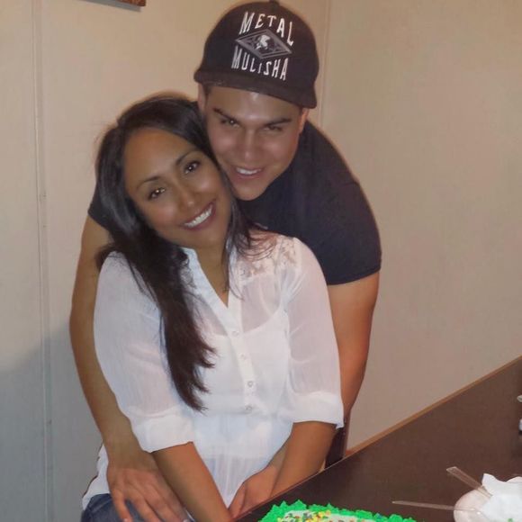 Meet your Posher, Isabel - Picture 1 of 1